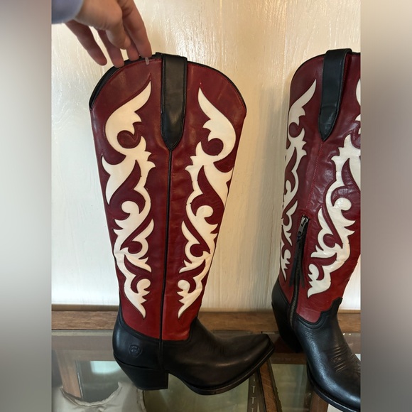 Ariat Tall Boots Red and Black size 7 - Picture 2 of 3